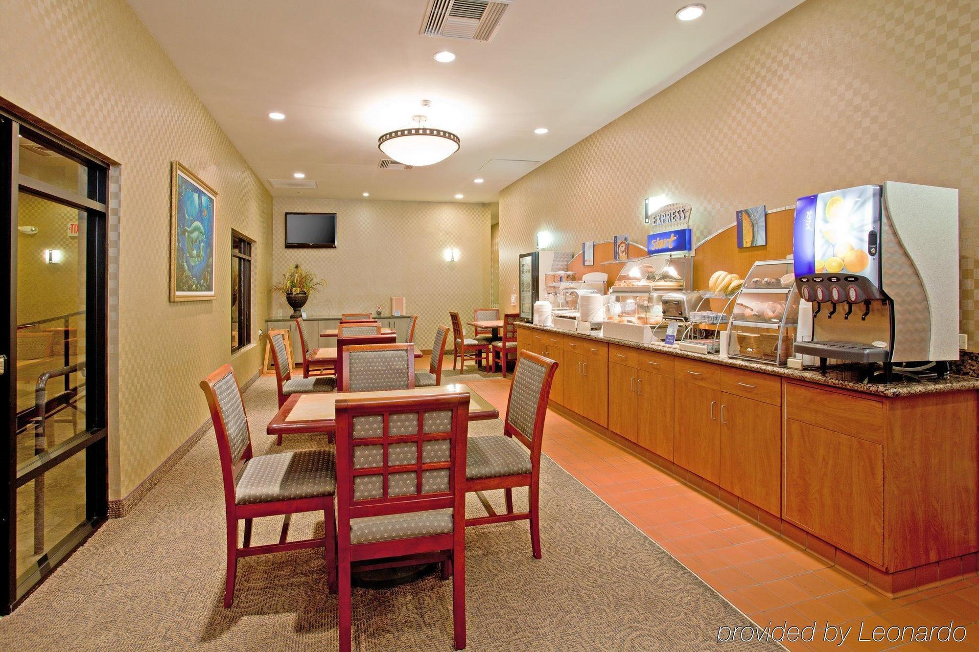 Holiday Inn Express Hotel & Suites Ventura Harbor By Ihg Restaurant photo