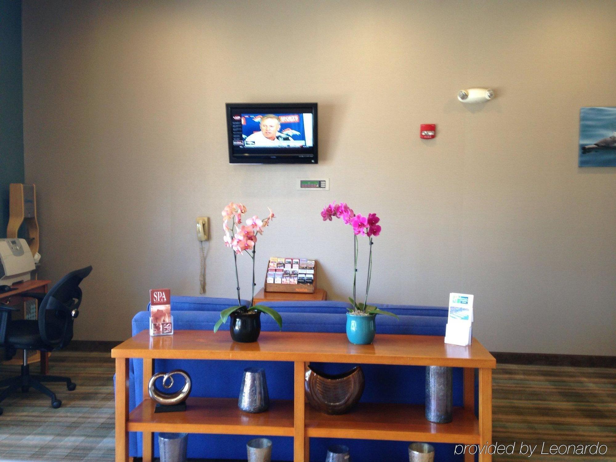 Holiday Inn Express Hotel & Suites Ventura Harbor By Ihg Extérieur photo