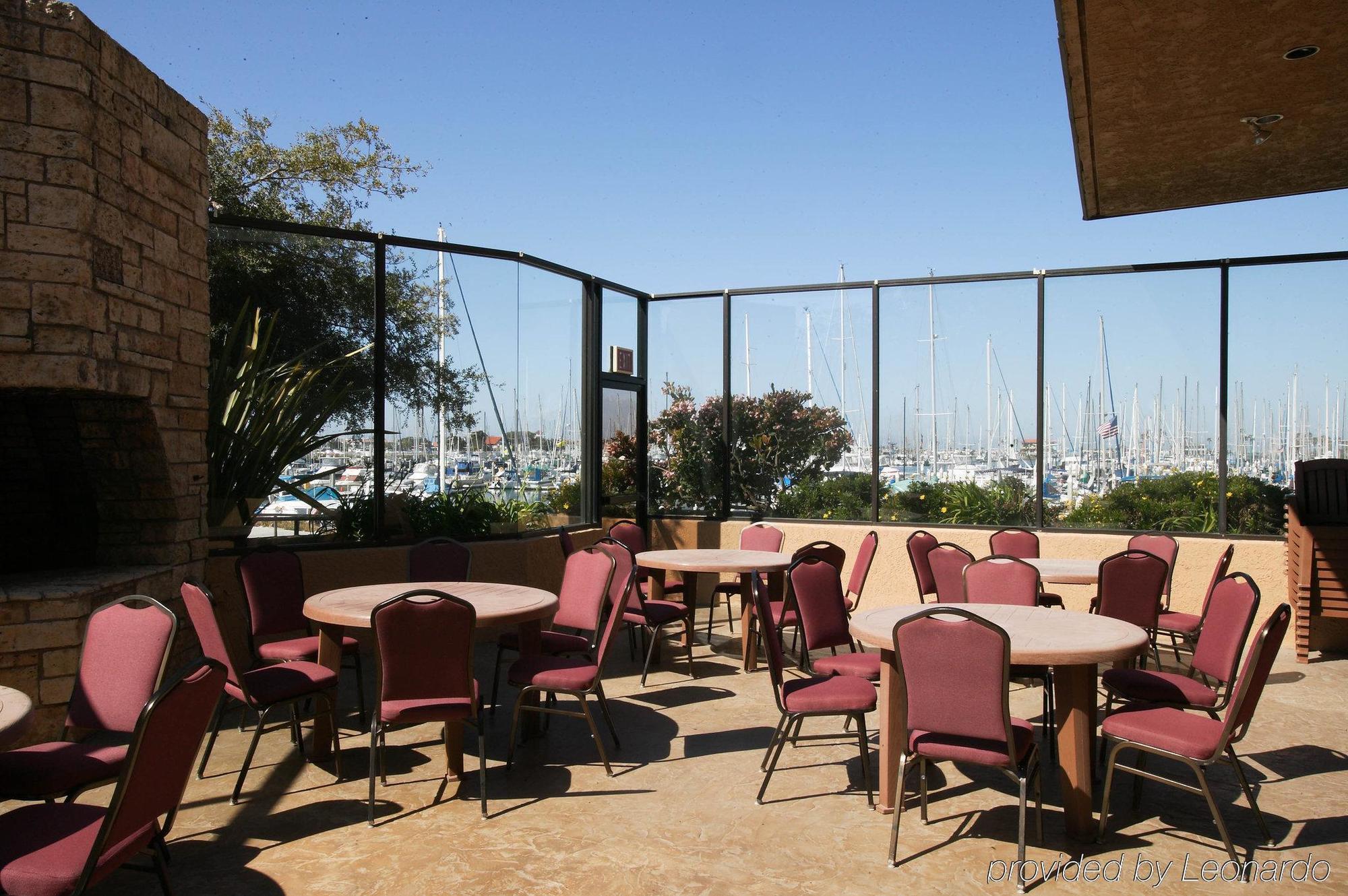 Holiday Inn Express Hotel & Suites Ventura Harbor By Ihg Extérieur photo
