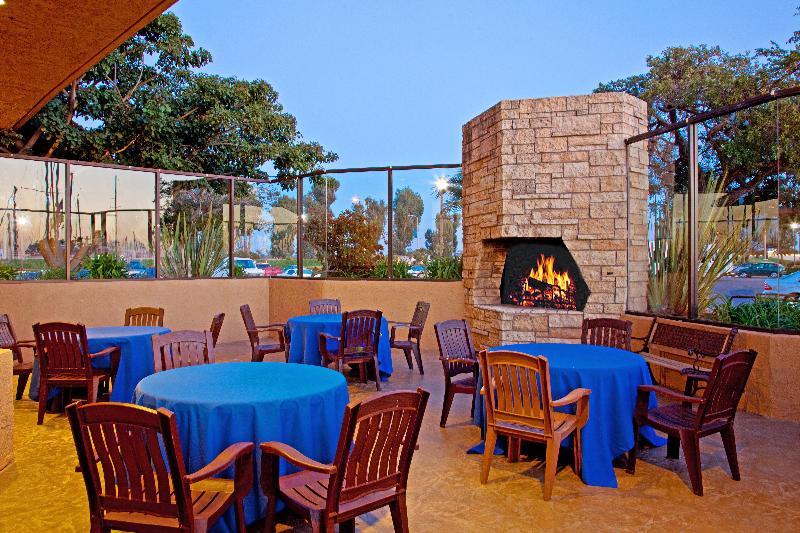 Holiday Inn Express Hotel & Suites Ventura Harbor By Ihg Extérieur photo